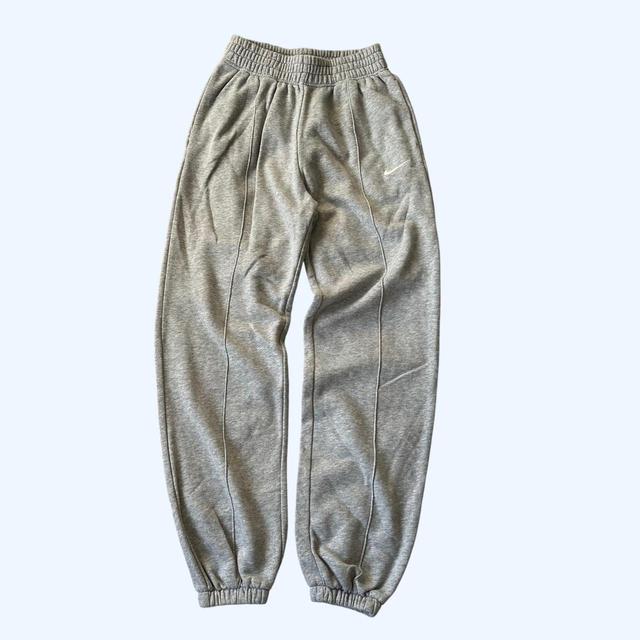 Nike Men's Sweatpants - Grey/White - XS on Productcaster.