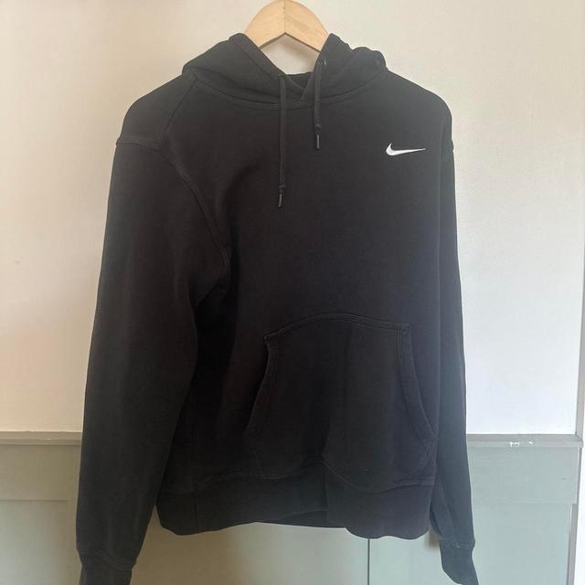 Nike Men's Hoodie - Black - M on Productcaster.