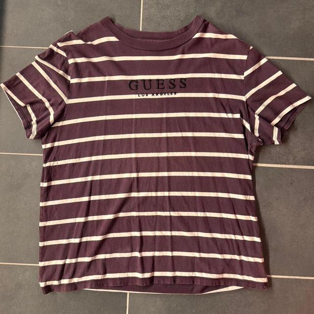 Guess Men's T-shirt - Burgundy/White - XL on Productcaster.