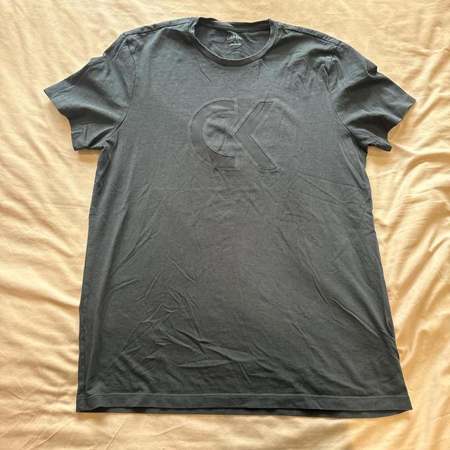 Calvin Klein Men's T-shirt - Black - L on Productcaster.