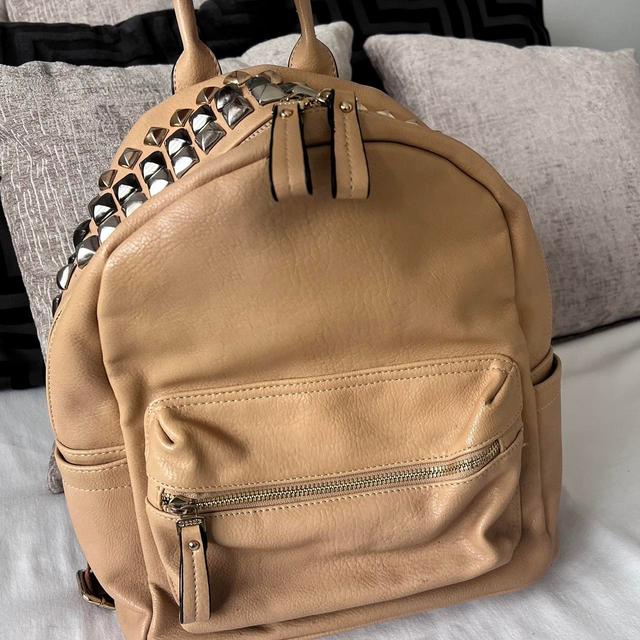 Bessie London Women's Backpacks - Tan on Productcaster.