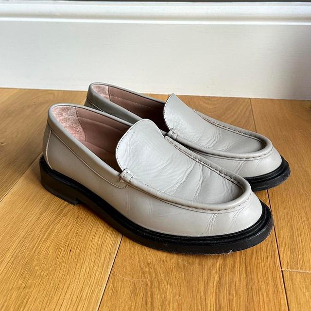 Legres Women's Loafers - Cream/Black - UK 7 on Productcaster.