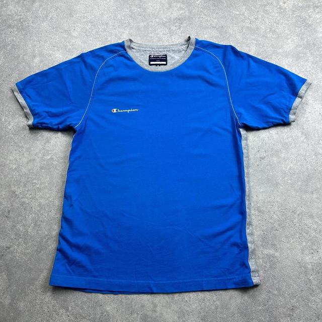 Champion Women's T-shirt - Blue - M on Productcaster.