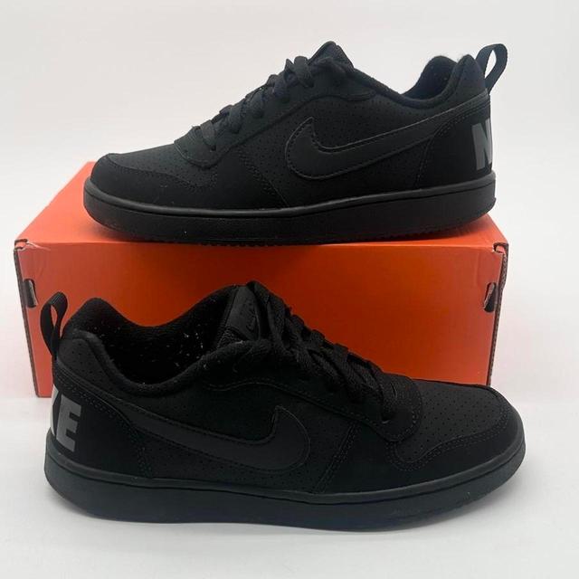 Nike Women's Trainers - Black/White - UK 5 on Productcaster.