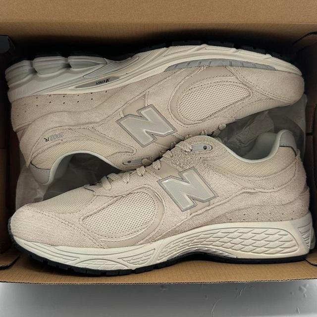 New Balance Men's Trainers - Cream/Grey - UK 10.5 on Productcaster.