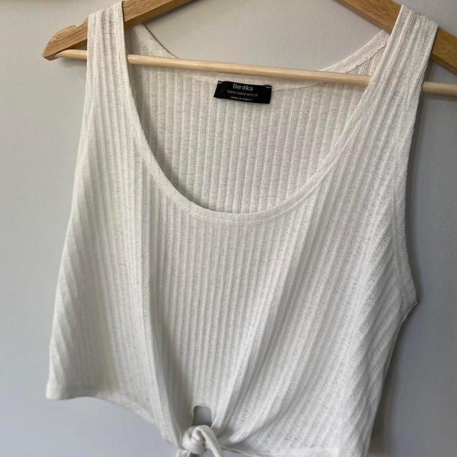 Bershka Women's Crop top - White - M on Productcaster.