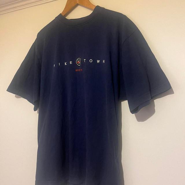 Nike Men's T-shirt - Navy - M on Productcaster.