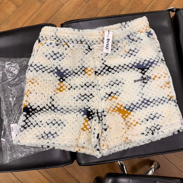 Awake NY Men's Shorts - Multi/White - XL on Productcaster.