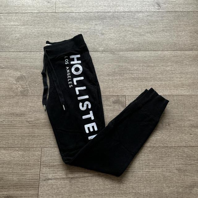 Hollister Co. Women's Sweatpants - Black/White - XS on Productcaster.