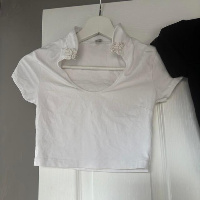 Urban Outfitters Women's Crop top - White - 8 on Productcaster.