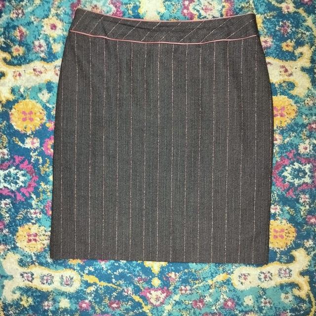 Laura Ashley Women's Wool Skirt - Grey/Pink - UK 16 on Productcaster.