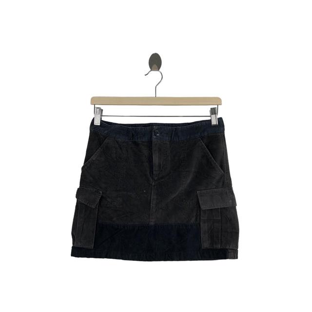 Undercover Women's Skirt - Silver - 30" on Productcaster.