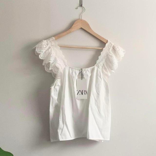 Zara Women's Top - White - XS on Productcaster.