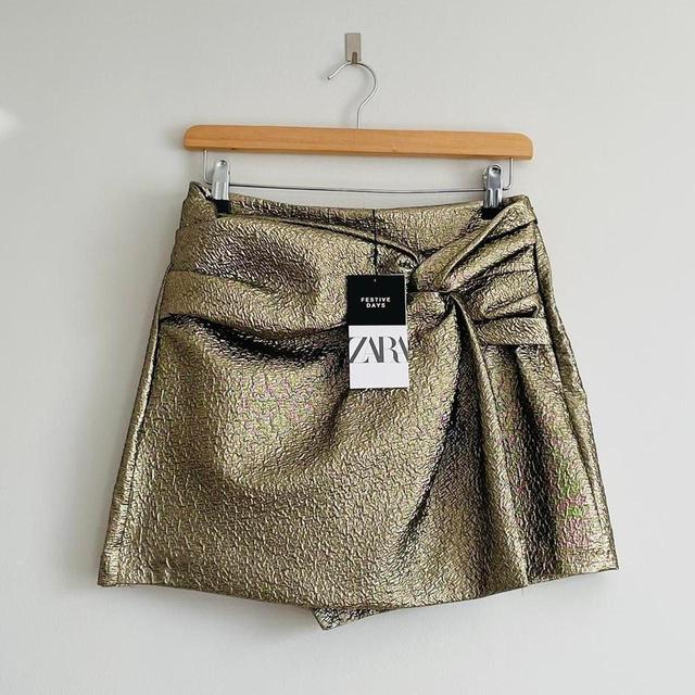 Zara Women's Mini Skirt - Gold - S on Productcaster.