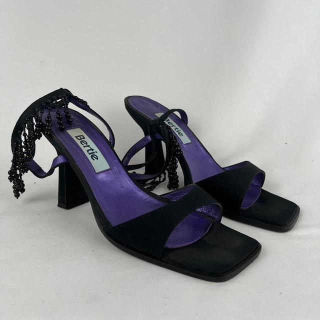 Vintage Women's Mules - Black - UK 7 on Productcaster.