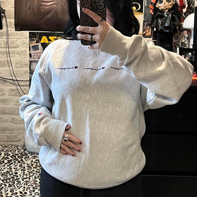 Champion Women's Jumper - Grey - XS on Productcaster.