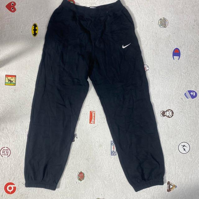 Nike Men's Sweatpants - Black - L on Productcaster.