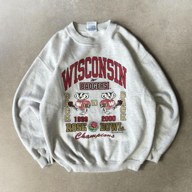 American Vintage Men's Sweatshirt - Grey - M on Productcaster.