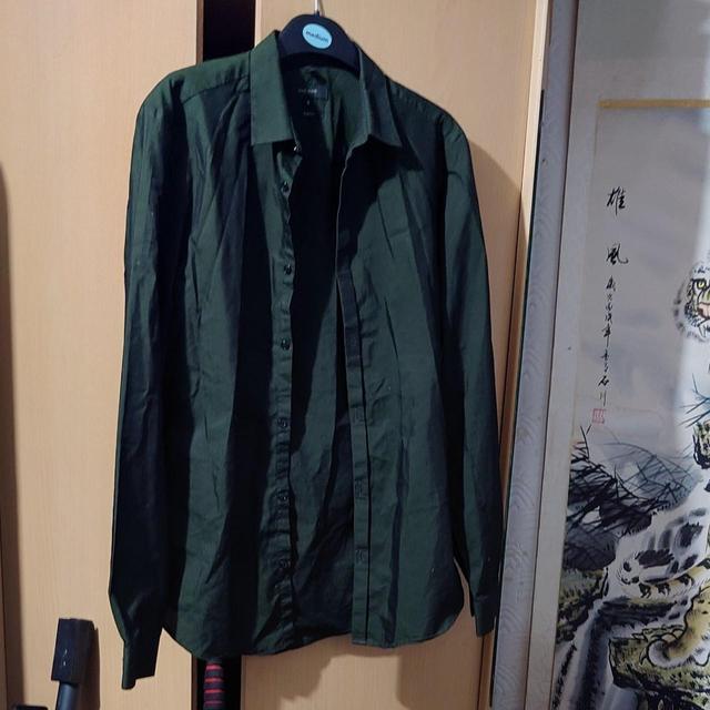 River Island Men's Shirt - Green - S on Productcaster.