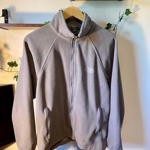 The North Face Men's Jumper - Grey - S on Productcaster.