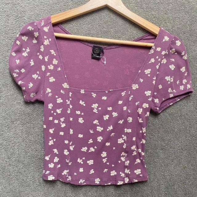 Urban Outfitters Women's Crop top - Purple/Pink - M on Productcaster.