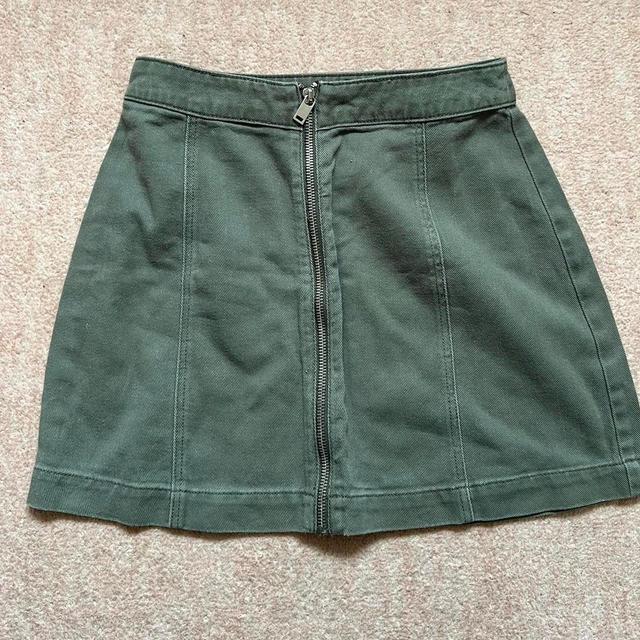 H&M Women's Skirt - Khaki/Green - UK 8 on Productcaster.