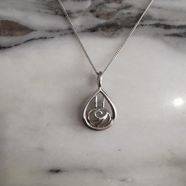 Preloved Women's Necklace - Silver on Productcaster.