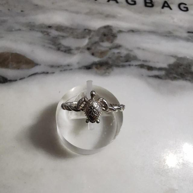 Preloved Women's Ring - Silver on Productcaster.