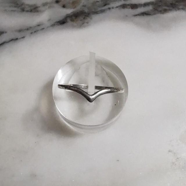 Preloved Women's Ring - Silver on Productcaster.