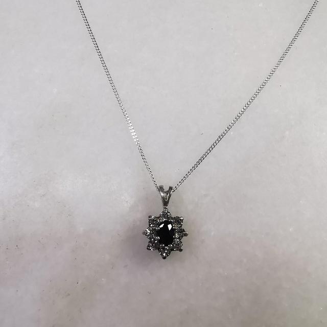 Preloved Women's Necklace - Black on Productcaster.