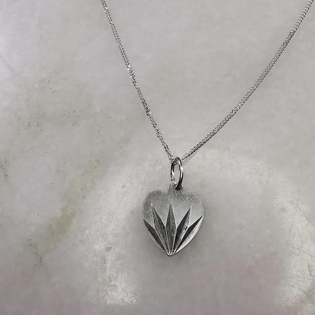 BRAND UNIQUE Women's Necklace - Silver on Productcaster.