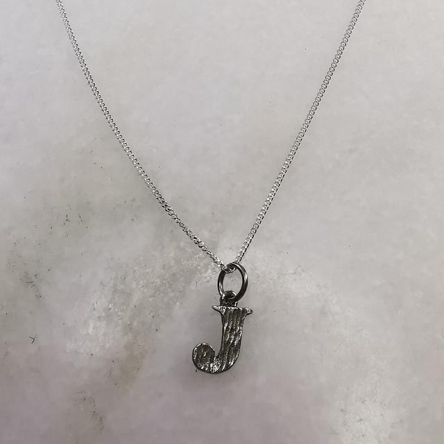 BRAND UNIQUE Women's Necklace - Silver on Productcaster.