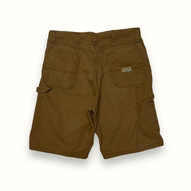 Wrangler Men's Shorts - Tan - 34" on Productcaster.