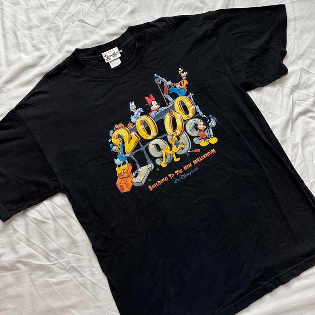 Disney Men's T-shirt - Multi/Black - L on Productcaster.