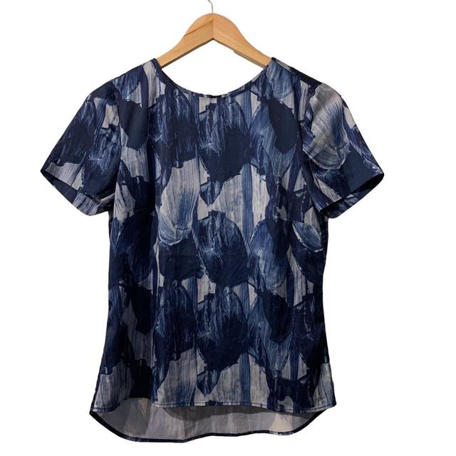 H&M Women's Blouse - Navy - XS on Productcaster.