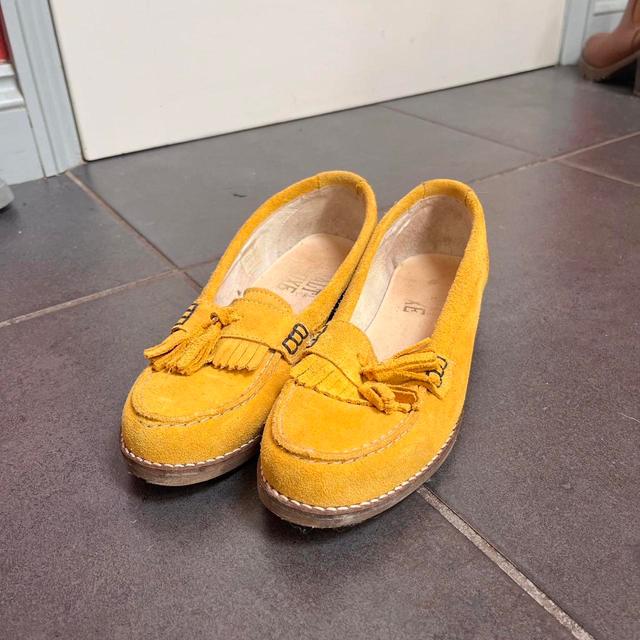 Women's Loafers - Yellow - UK 6 on Productcaster.