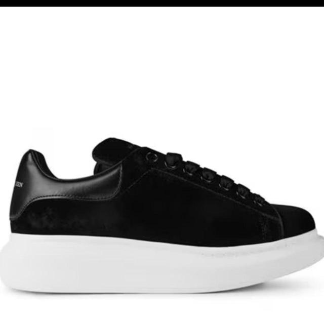 Alexander McQueen Women's Trainers - Black - UK 3.5 on Productcaster.