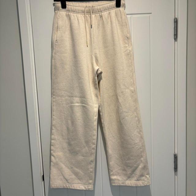 Bo+Tee Women's Sweatpants - Cream - M on Productcaster.