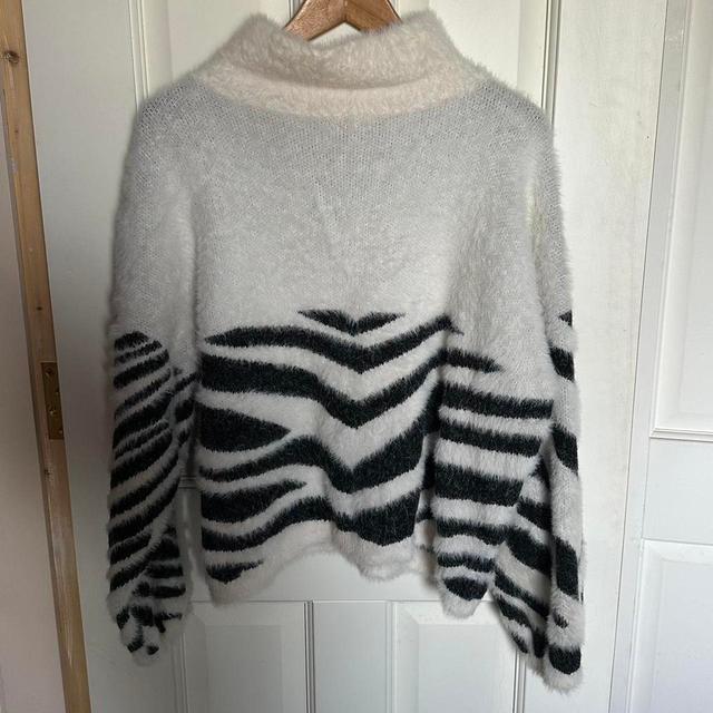 Topshop Women's Jumper - White/Multi - L on Productcaster.