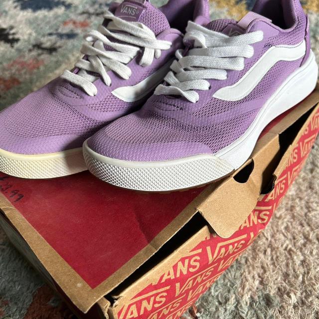 Vans Women's Trainers - Purple/Pink - UK 5 on Productcaster.