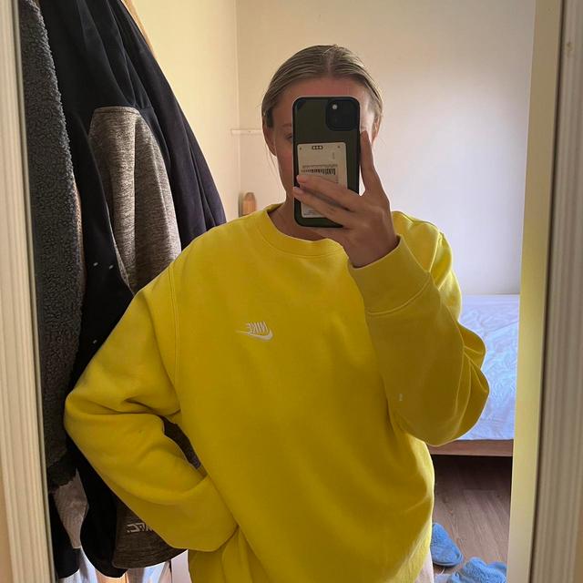 Nike Women's Sweatshirt - Yellow - M on Productcaster.