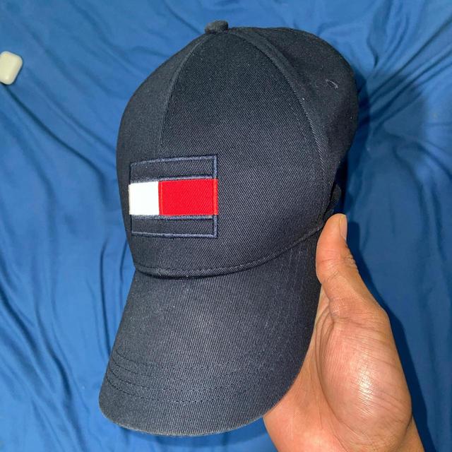 Tommy Hilfiger Men's Caps - Navy/Black on Productcaster.