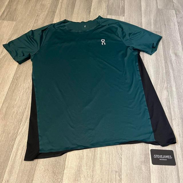 On Running Men's T-shirt - Green/Black - XL on Productcaster.