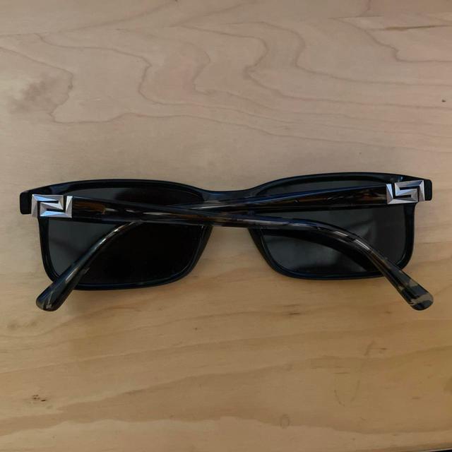 Versace Men's Sunglasses - Black on Productcaster.