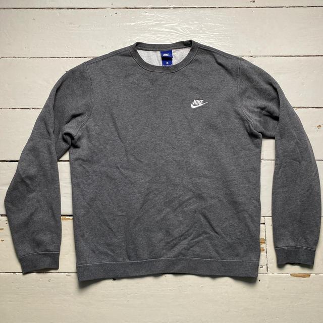 Nike Men's Jumper - Grey - M on Productcaster.