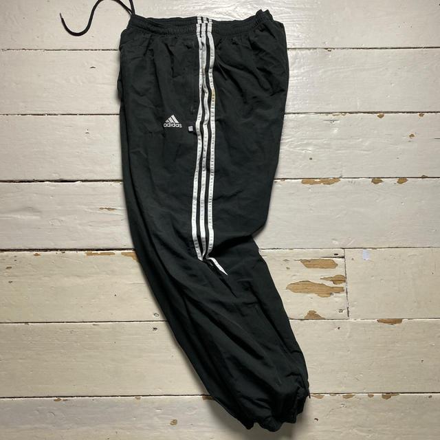 Adidas Men's Sweatpants - Black - L on Productcaster.