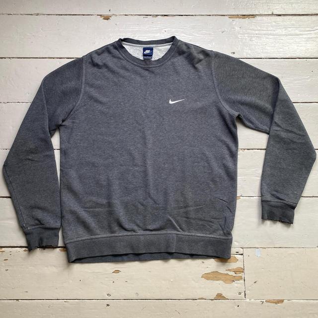 Nike Men's Jumper - Grey - L on Productcaster.