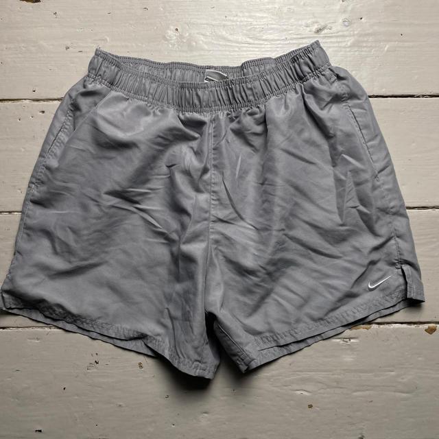 Nike Women's Shorts - Silver - L on Productcaster.