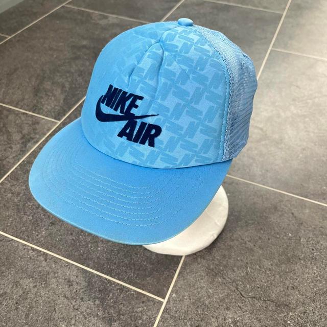 Nike Men's Hat - Grey on Productcaster.