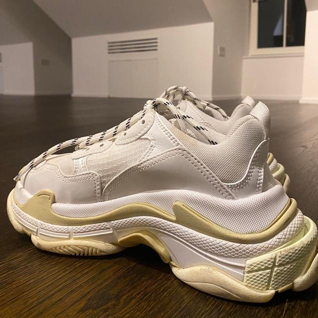 Balenciaga Women's Trainers - White - UK 4 on Productcaster.